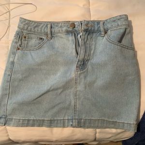 denim skirt